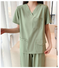 O Spandex dos uniformes do hospital esfrega ternos ajusta a personalização não irritante disponível