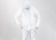 Médicos protetores descartáveis esfregam a roupa completa do corpo da combinação dos ternos