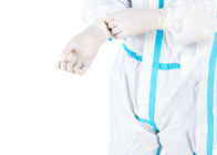 Médicos Microporous brancos esfregam serem a combinação descartável com Hood Anti Virus Suits